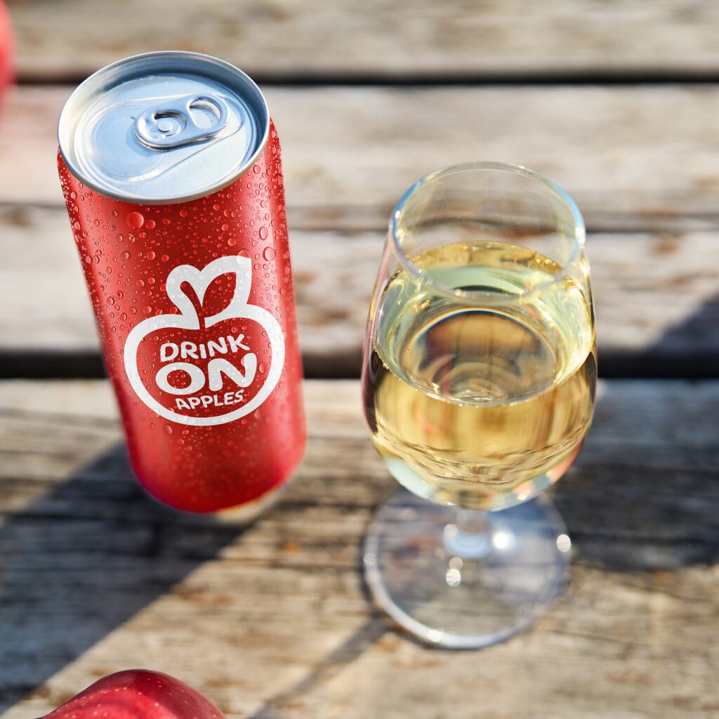 glass-of-golden-ontario-craft-cider